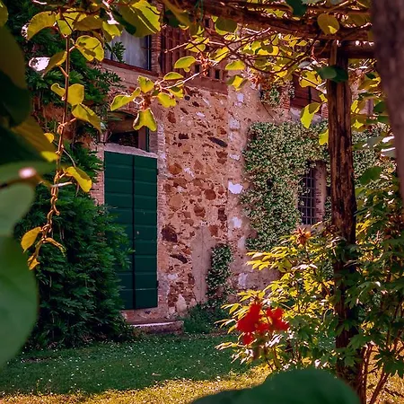Corte Della Rusticuccia Lucca