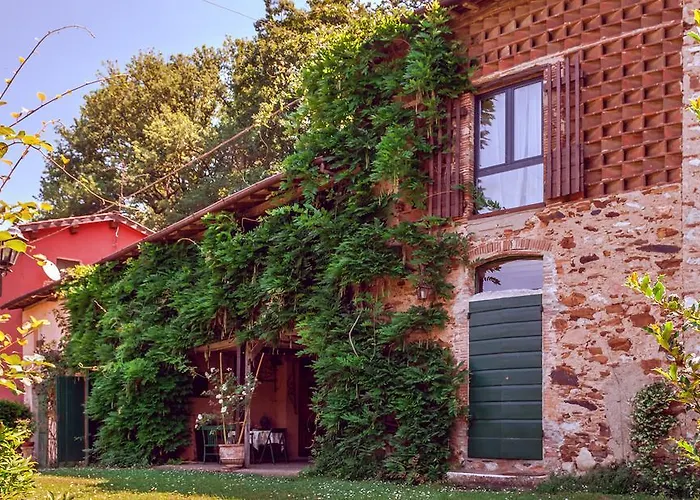 Corte Della Rusticuccia * Λούκα